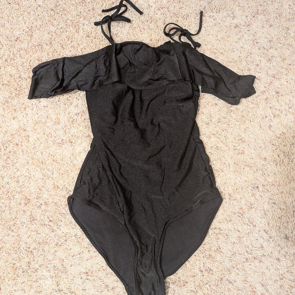 Albion Fit medium black swim suit one piece